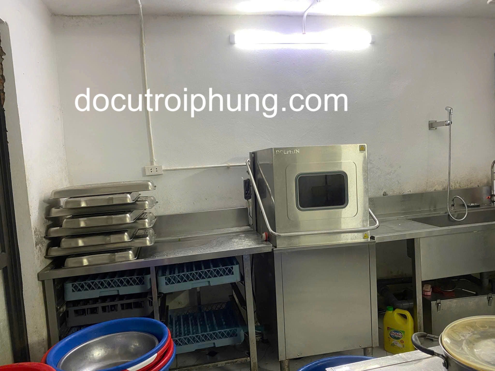 Máy rửa bát công nghiệp