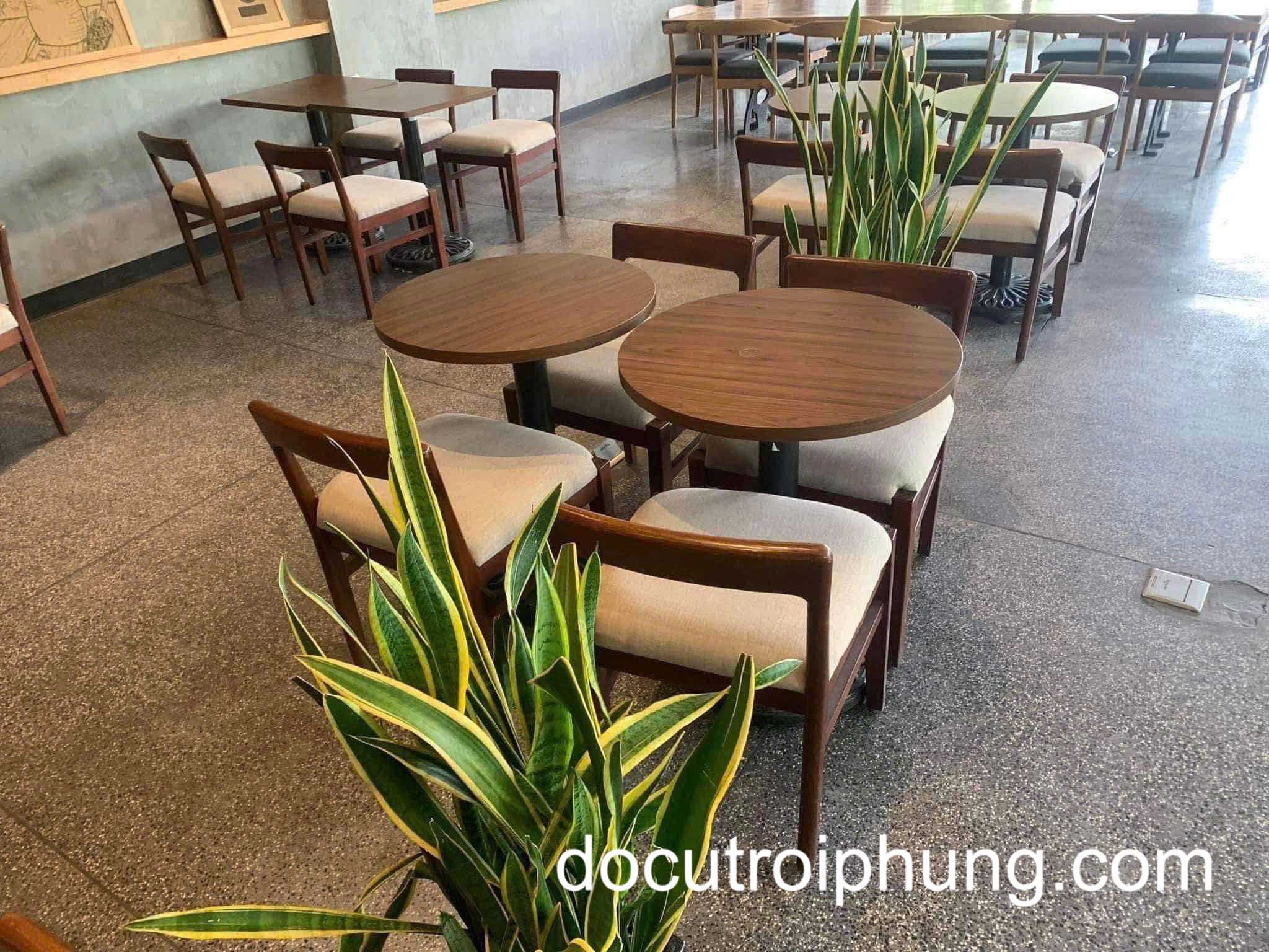 Thu mua bàn ghế tại Hai Hà Đông