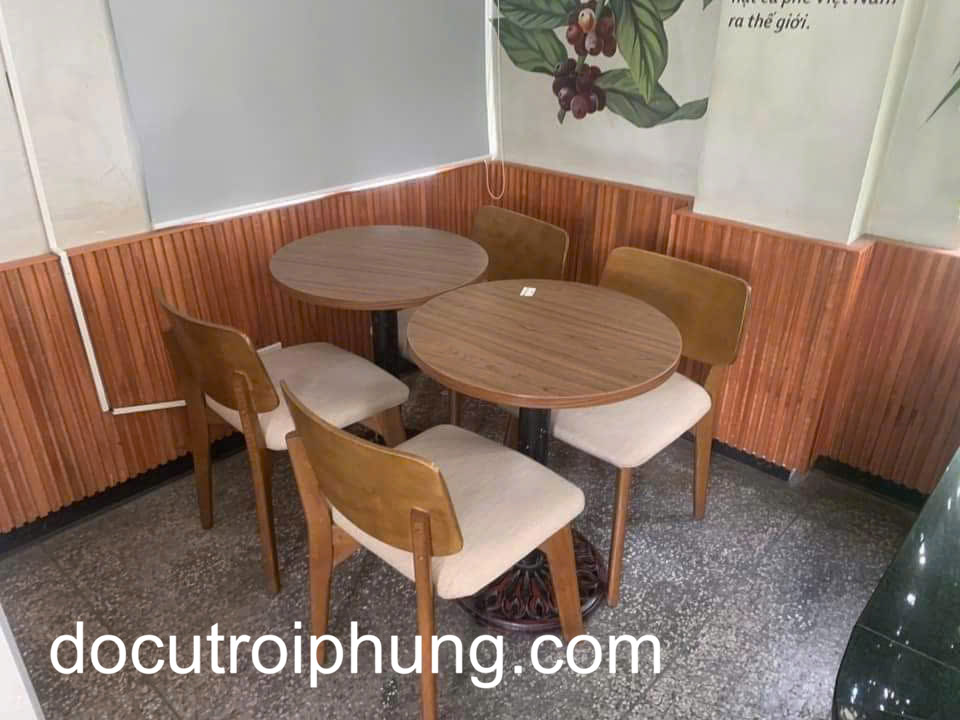 Thu mua bàn ghế tại Hai Bắc Từ Liêm