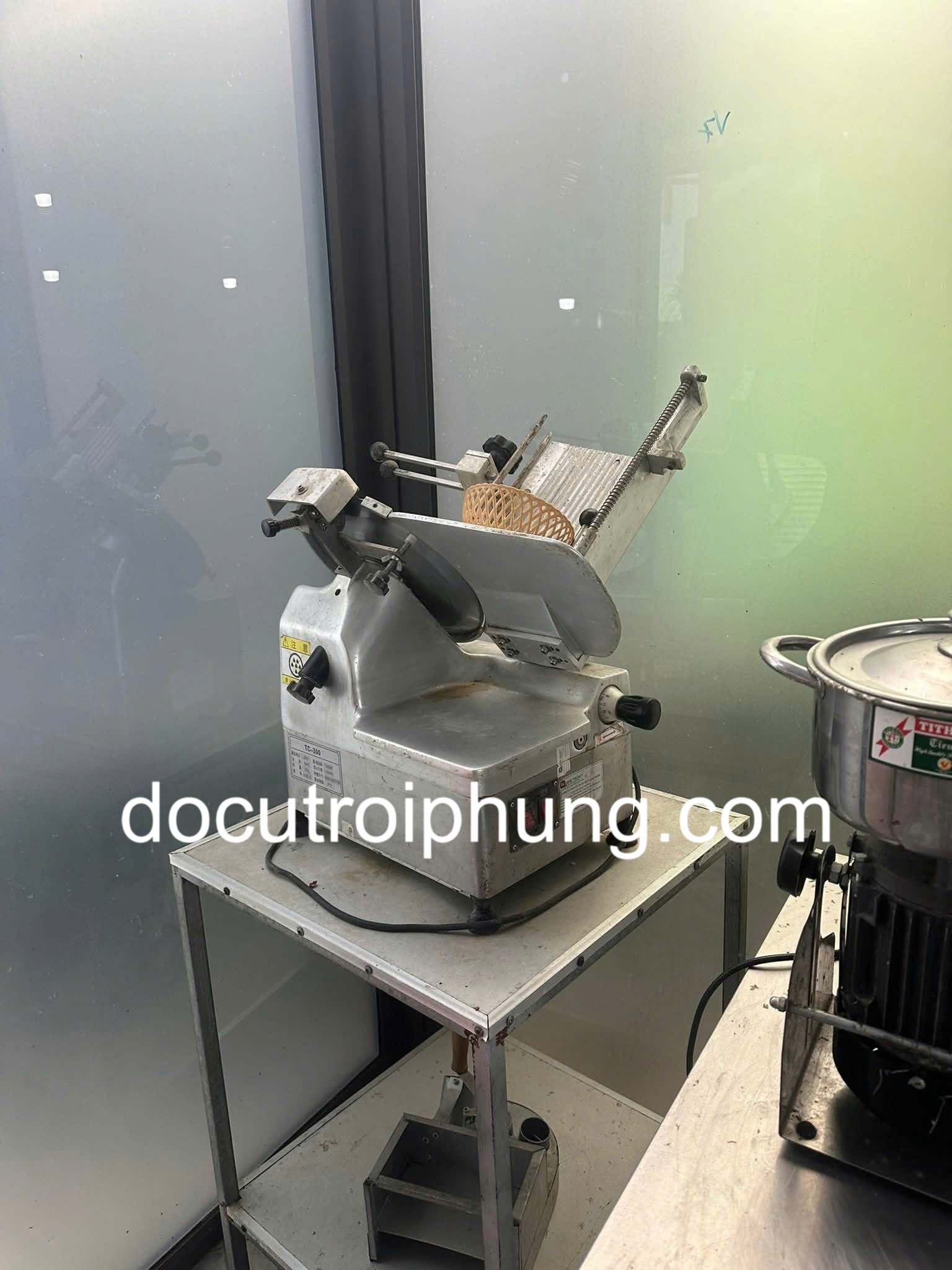 thanh lý quán ăn tại đống đa