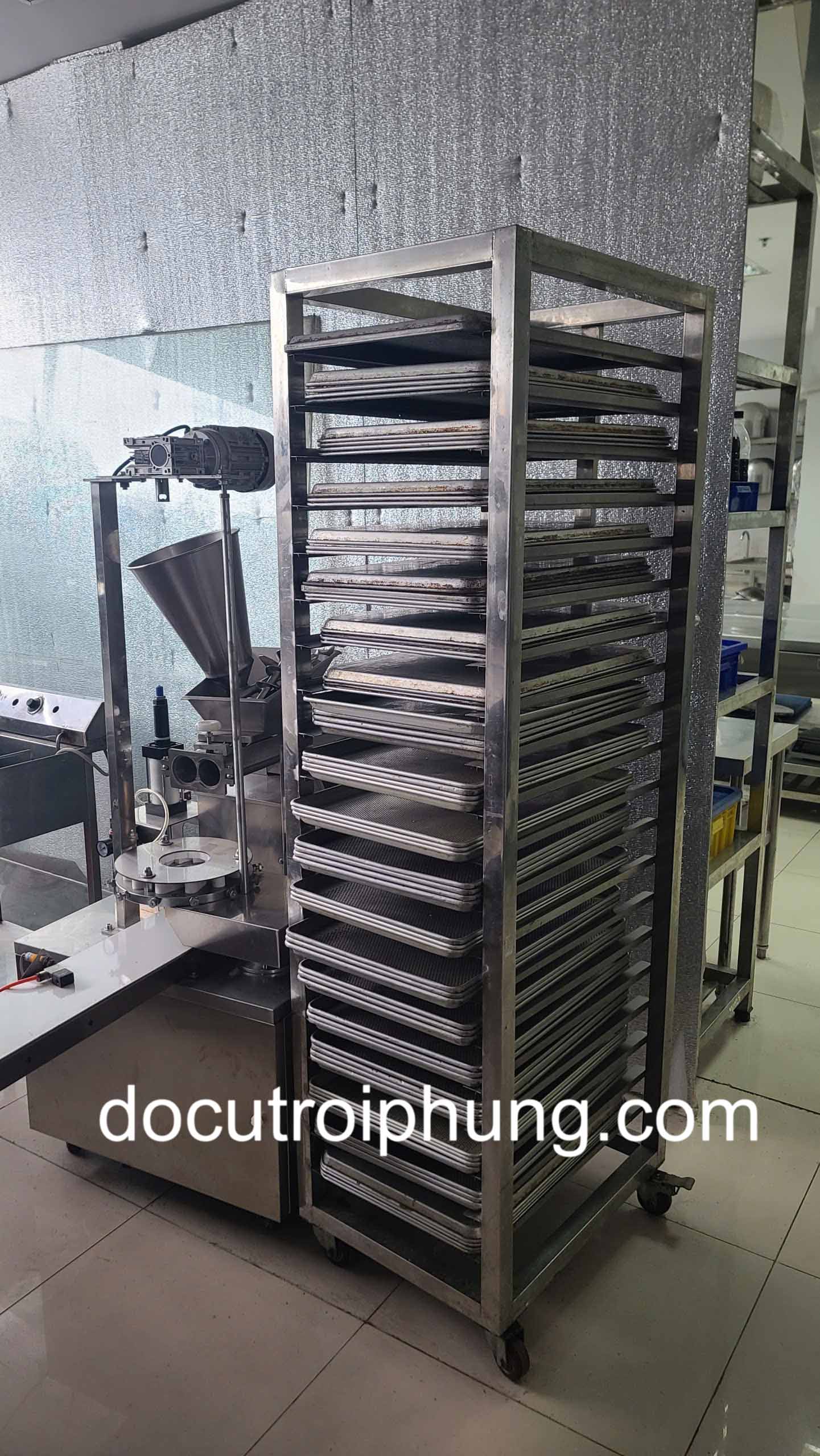 mua bán thiết bị làm bánh tại hoàng mai